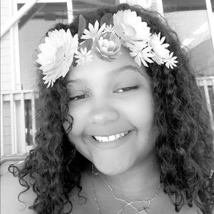 Meet your Posher, Ally